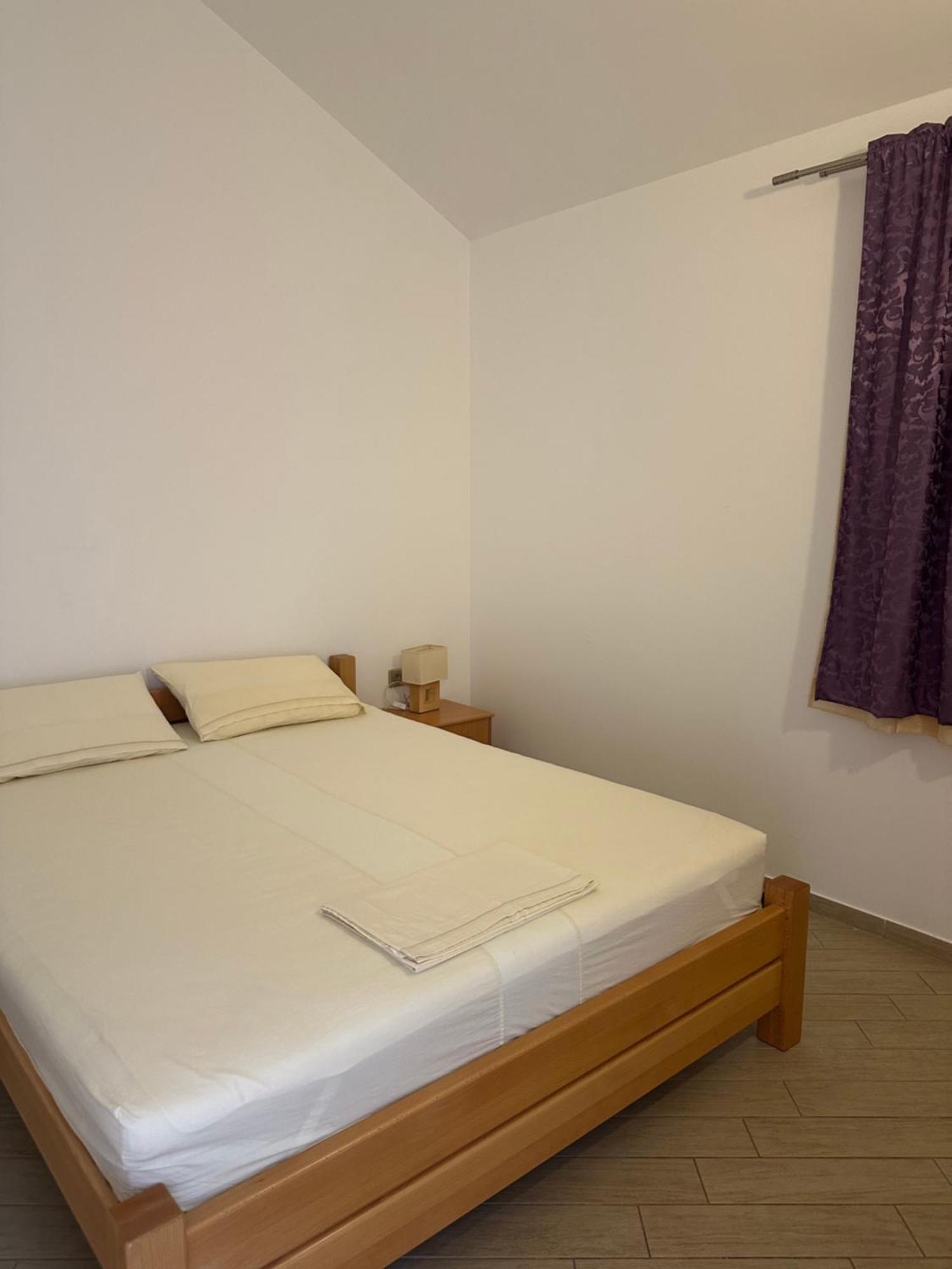 Apartments Villa Eva 斯拉诺 外观 照片