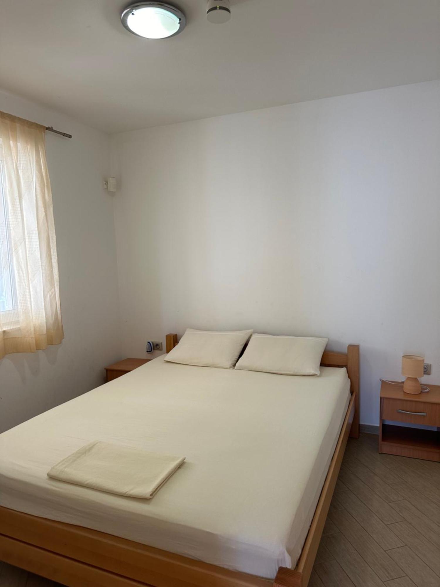 Apartments Villa Eva 斯拉诺 外观 照片